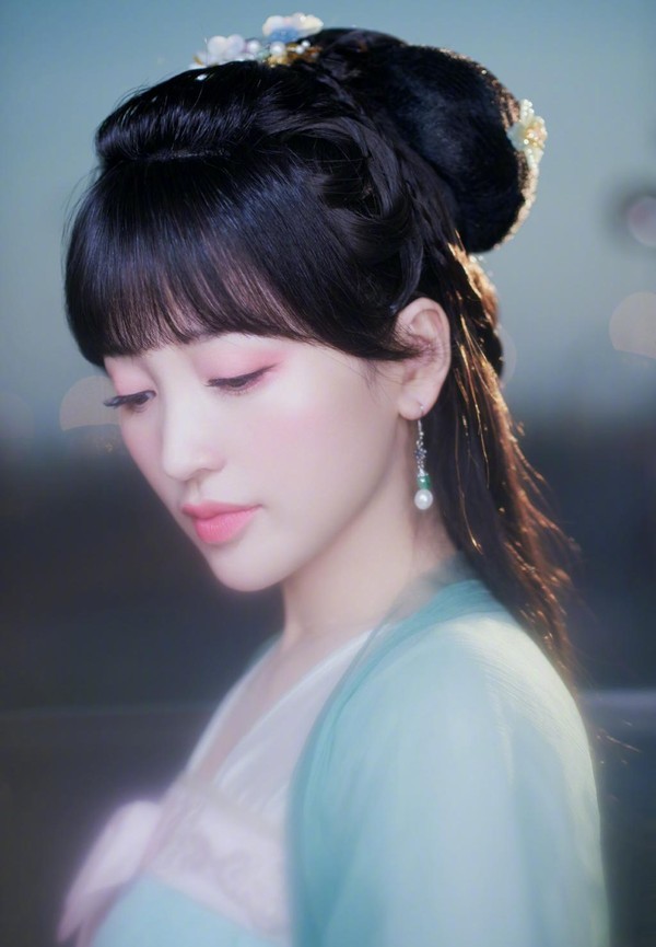 金莎果然适合穿古装再穿古装气质温婉还是记忆中的吕素