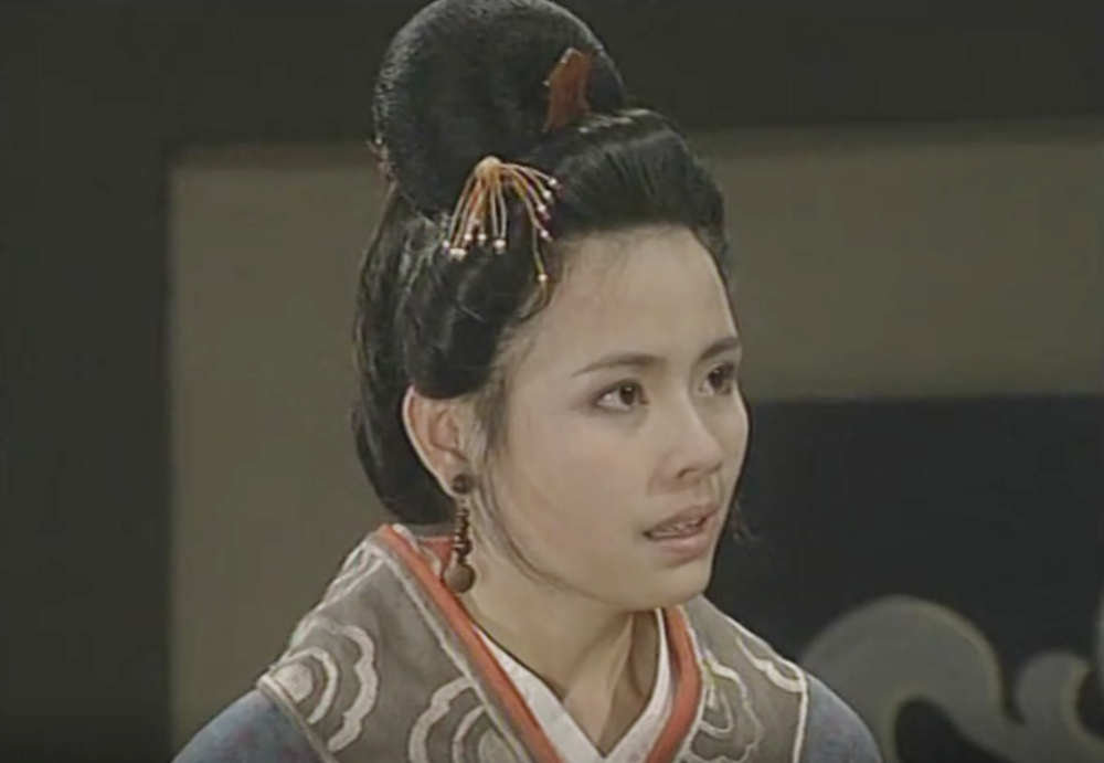 先简单地提一下宣姜——卫宣公要给太子伋娶宣姜,不料宣公见到后者貌