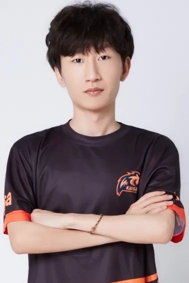 mid【江湖诨号】电棍,吉吉国王,稳健棍【姓名】侯国玉【id】otto浪中