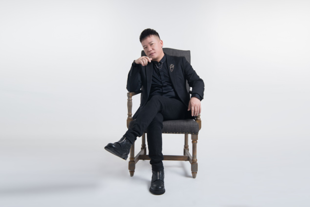 音乐人木乃子举用15年创作命运专辑首发