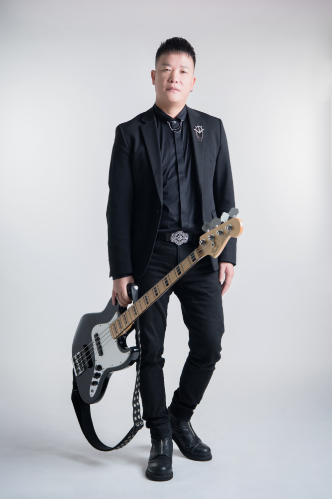 音乐人木乃子举用15年创作命运专辑首发