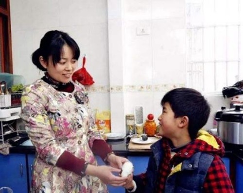 河南青年赴日打工,却将日本市长千金娶