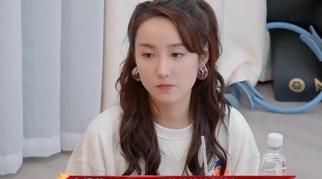 容祖儿太厉害了,仅用一句话就解开了吕一对周笔畅的心结,让队友们重拾