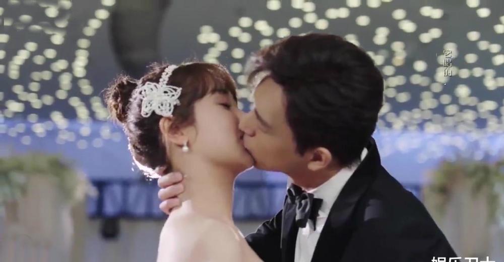《我的时代你的时代》世纪婚礼,杨紫李现回归吻戏好实,佟年穿婚纱身材