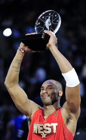 amvp无冠定律?詹皇奥胖均难逃魔咒,近二十年仅科比一人幸免