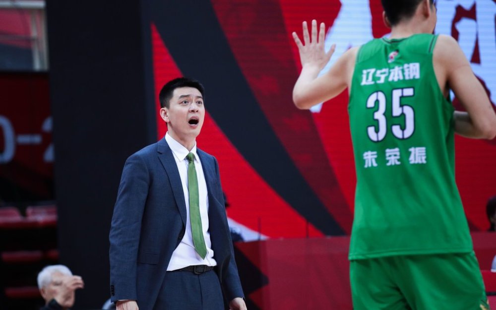 朱荣振用16字表决心,遭辽篮小将罕见调侃,另有1人被2个字怼了