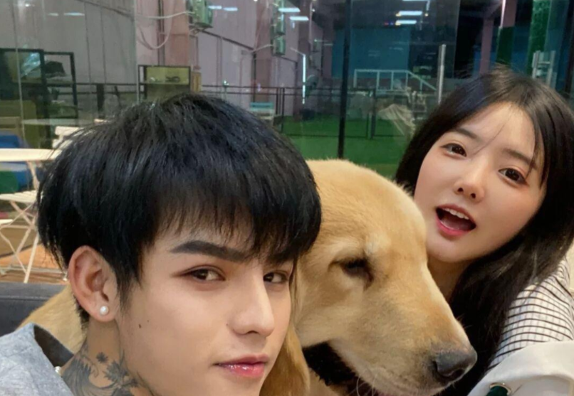 套路璐,殷世航再次演"剧本",人气达55万,被前男友发文斥责