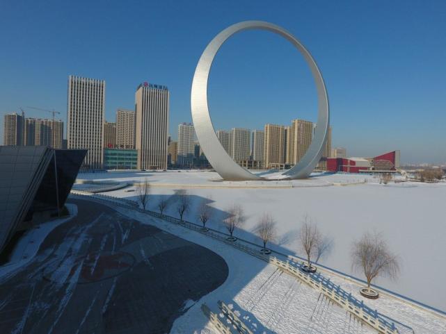 辽宁一座高15398米的观景建筑号称生命之环
