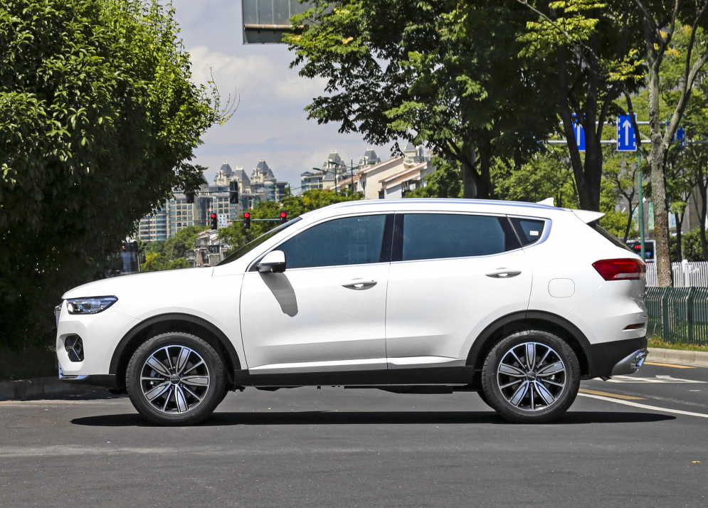 20款哈弗h6导购:二代车型降到7万多,但我不建议你买?