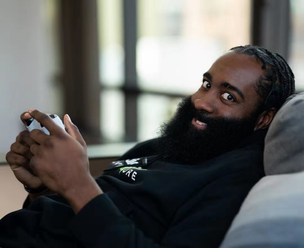 篮网8连胜终结!哈登单核带队难敌东契奇!欧文在会输?