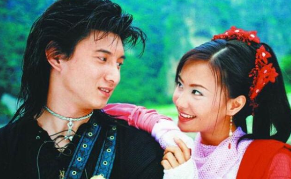 她是吴奇隆前妻,相识13年没有孩子,离婚后嫁老外生一儿一女