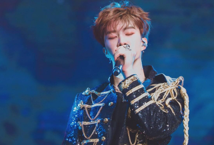 洪金宝不再回避,终于回应往日绯闻,揭开范丞丞的身世谜底_腾讯新闻