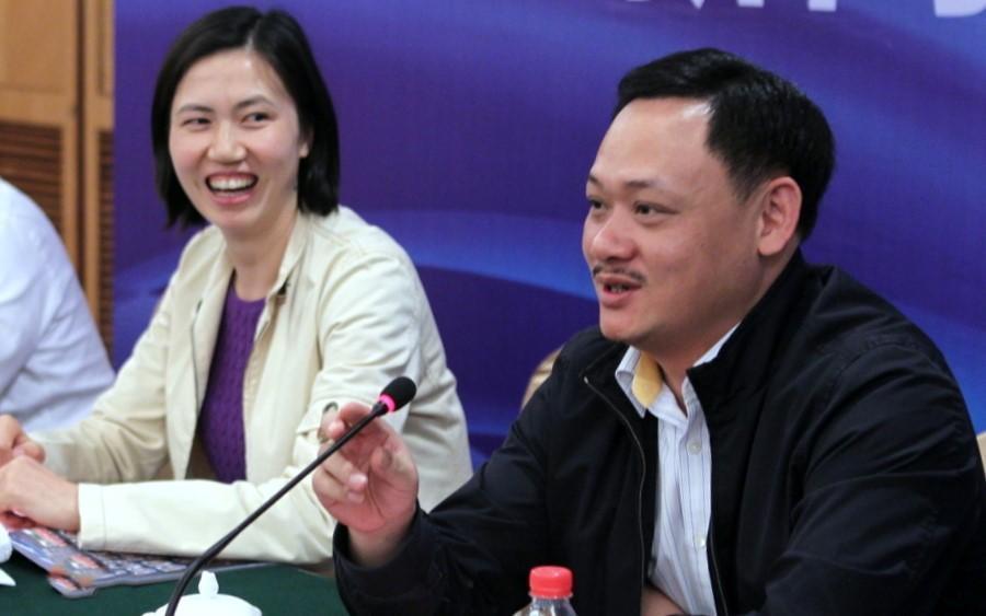 占旭刚连夺2届奥运冠军退役后迎娶空姐现任大学校长官至副厅级