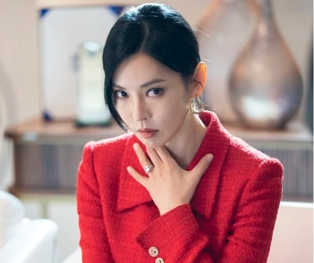 顶楼2更疯锡京发现了千瑞珍的秘密会是下一个闵雪雅吗