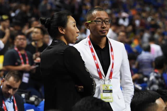 她是中国女篮传奇35岁才结婚曾揭露地方篮协黑幕如今成辣妈