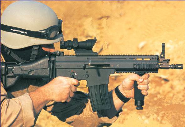 fnscarsc短突击步枪