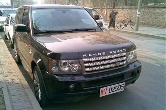 我国三种"特殊车牌",路上碰到了不要惹,都是一些"大人物"