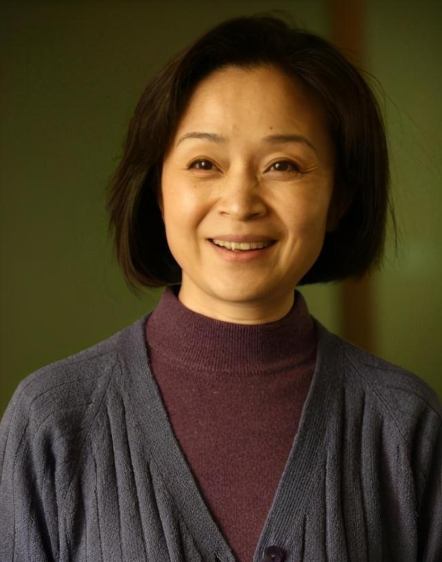 62岁老戏骨刘莉莉低调演戏30年0绯闻她的丈夫大家很熟悉