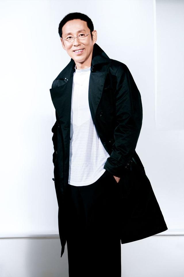 老戏骨陈道明,"装"32年终在65岁翻车,翻车后还是那么招人爱