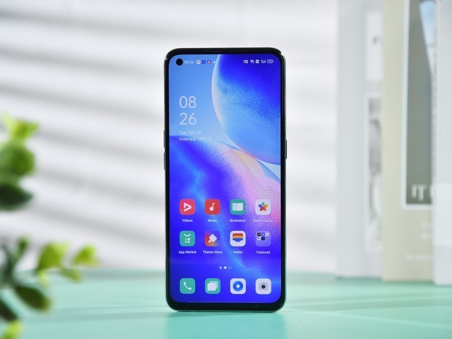 轻快明亮外观 流畅引擎护航 oppo reno5 k评测