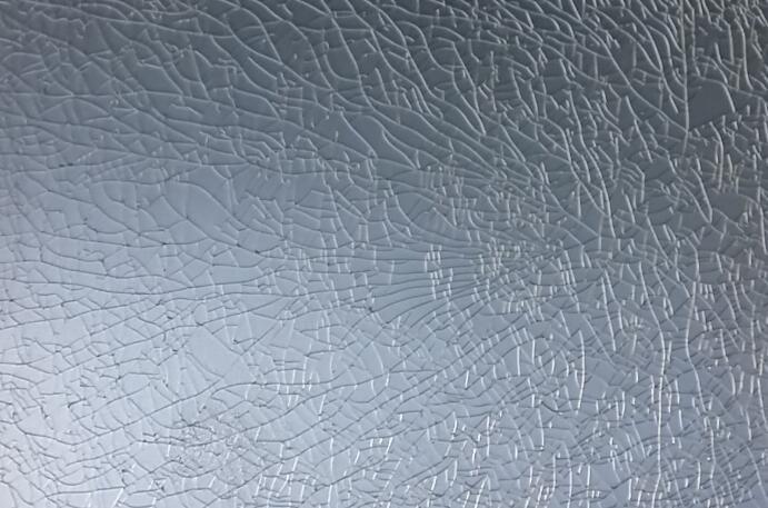 钢化玻璃自爆会伤人吗?会!