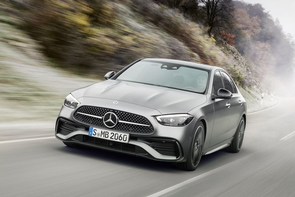 外媒评2022款全新奔驰c级:足够出色 难挡大势