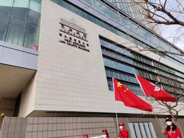 所有被捕人士被通宵扣留,并于今天(3月1日)上午11时在西九龙