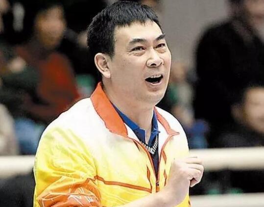 时至今日,陈友泉的战术思路浮出水面,球迷呼吁:公平对待他