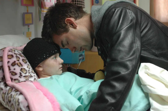 "投胎是个技术活":爷爷豪送1岁孙子别墅,画面太令人羡慕