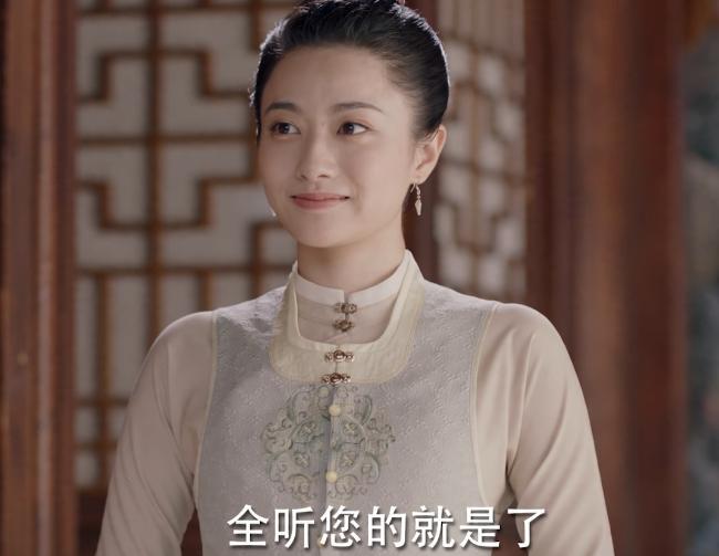 锦心似玉冬青和琥珀的对比暗示了罗十一娘的结局