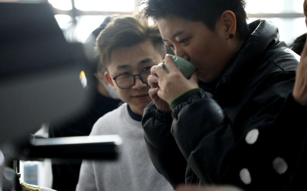 超暖斜杠青年开无声咖啡课堂学员都为聋哑人