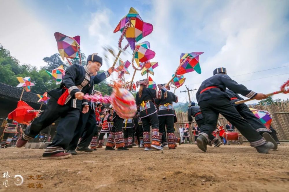 千年打卡胜地:探秘江华瑶族舞龙文化