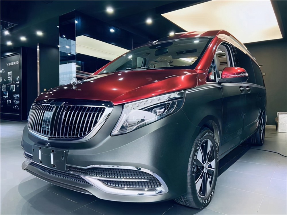 全新奔驰v260l高顶双拼色迈巴赫7座体验