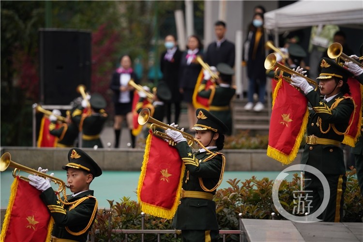 开学首日|这些踢正步吹军号的少年,真飒!