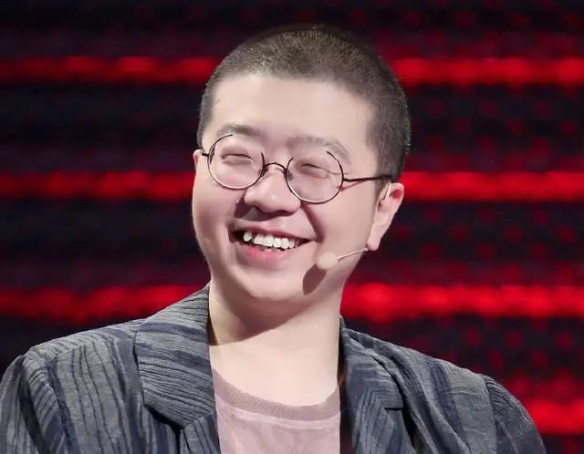 李诞被点名名嘴玩梗遭翻车