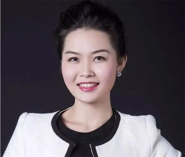 海底捞杨丽娟从底层打工人到拥有30亿身价只因做对三件事