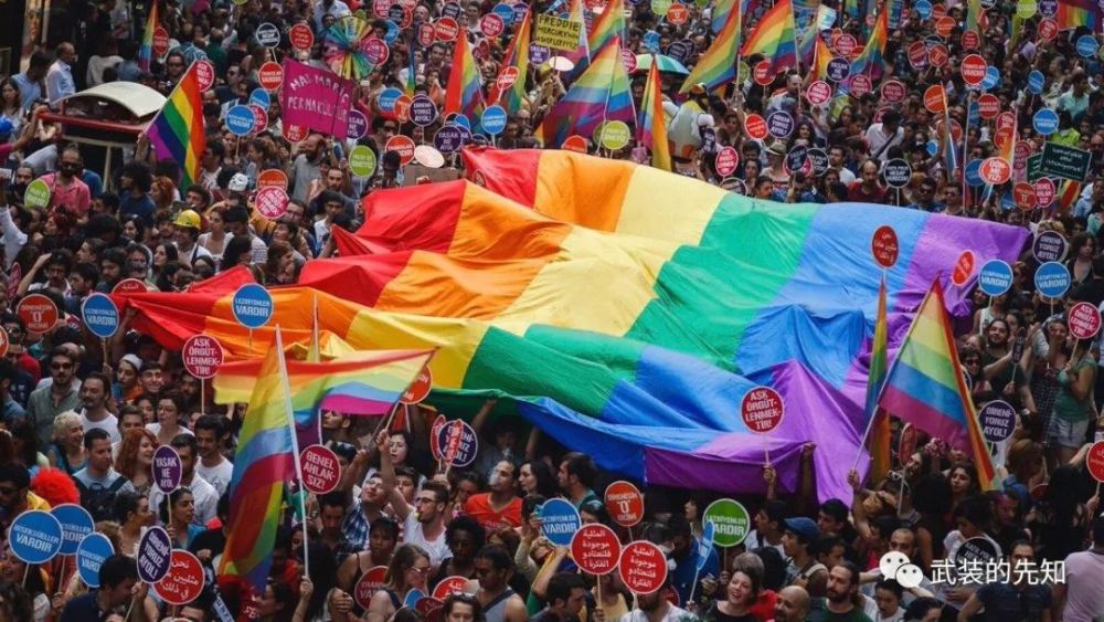 蝙蝠侠大战超人正义黎明中的政治隐喻