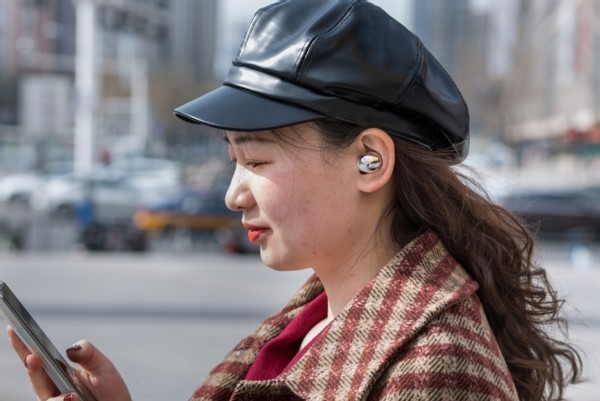 三星galaxy buds pro:真无线耳机的王者风范_腾讯新闻