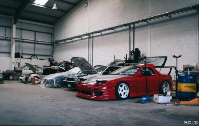 马自达rx 7的使命 进化成为不负初代盛名 更为纯粹的转子跑车 跑车 马自达rx 7