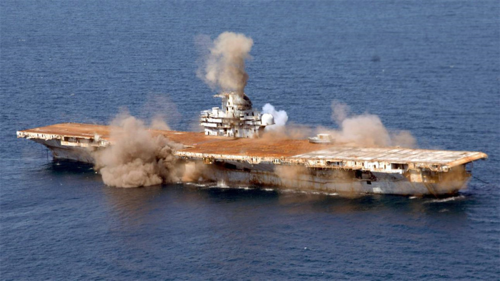 一旦美国航母被击沉产生的后果有多严重中国专家早有预言