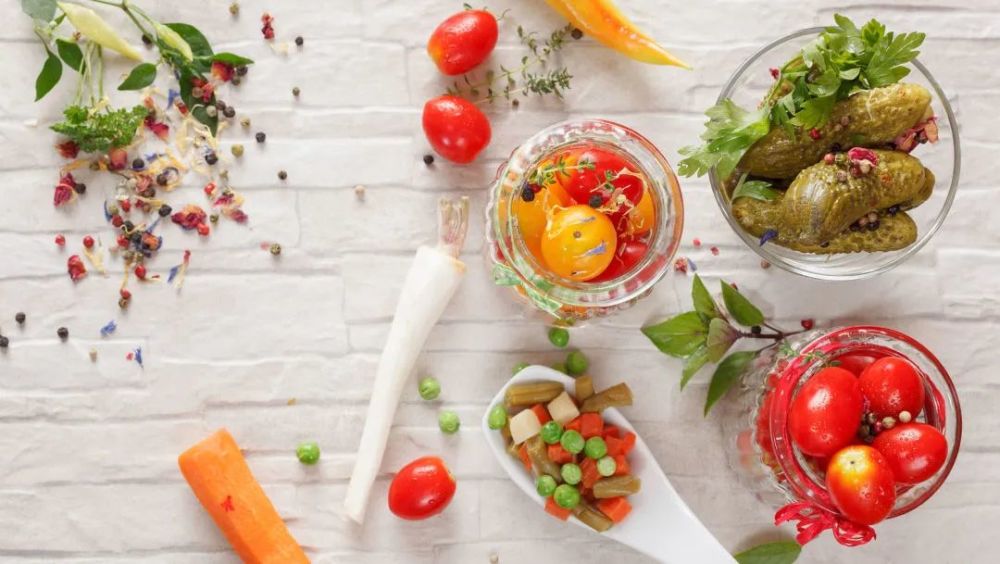 果糖|大量果糖损伤免疫系统，女人吃水果伤身，水果到底吃多少才健康？