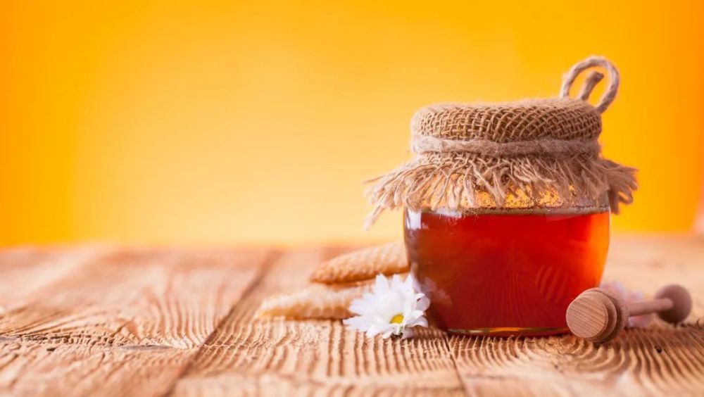 果糖|大量果糖损伤免疫系统，女人吃水果伤身，水果到底吃多少才健康？