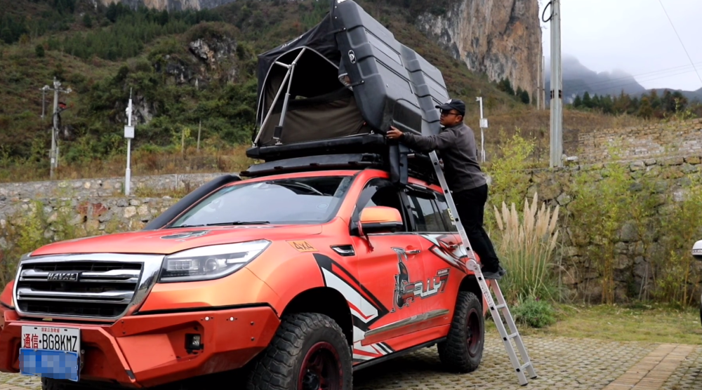 哈弗h9改装升级完成一顶车顶帐篷游天涯户外露营办公两不误