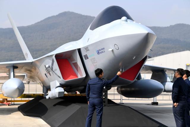 世界航母排行_美国公布世界海军排行榜,印度表示不服,俄罗斯:还没认清自己