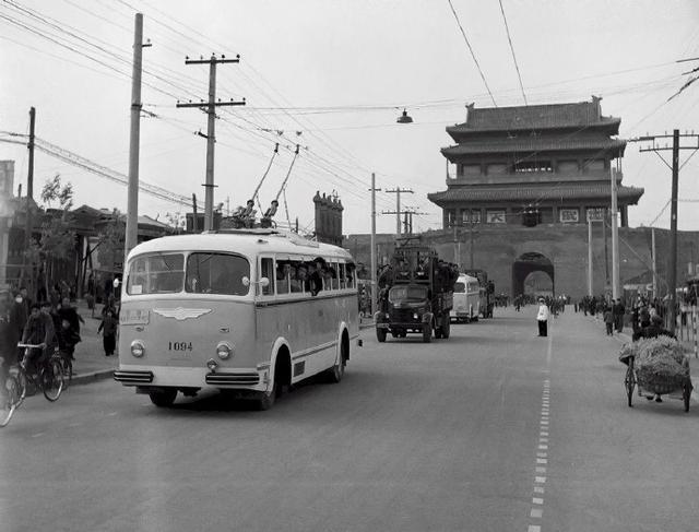 这是50年代的北京这样的北京我还是第一次见