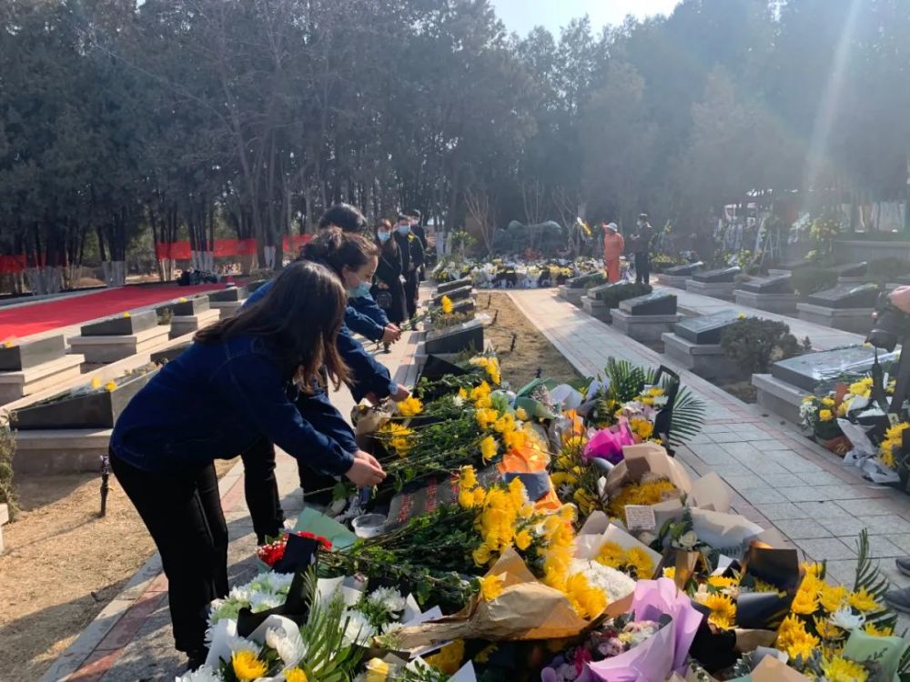 国网甘肃营销事业部缅怀卫国戍边英雄_腾讯新闻