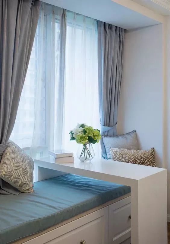 飘窗不要乱砸学着这样装功能多得堪比一间房