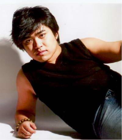 数不多的戏份中吸引观众的眼球,下面就让我们来盘点一下王思成参演过