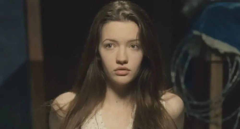 新乌龙女校就冲女主价值千万的逆天美腿这片就值得刷100遍