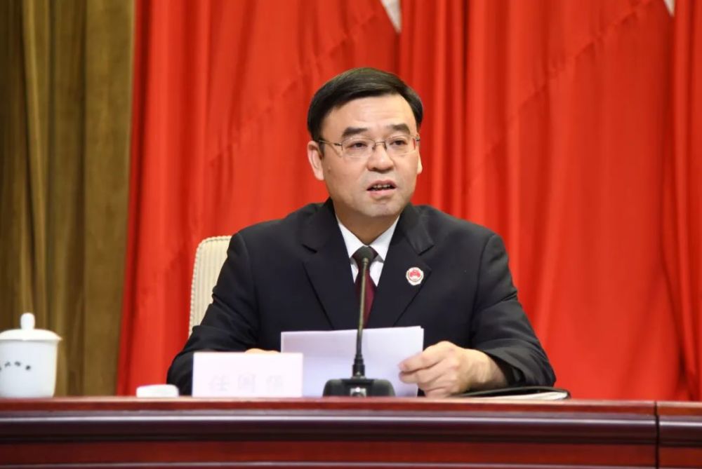 省检察院党组副书记,常务副检察长李玉龙传达有关会议精神.